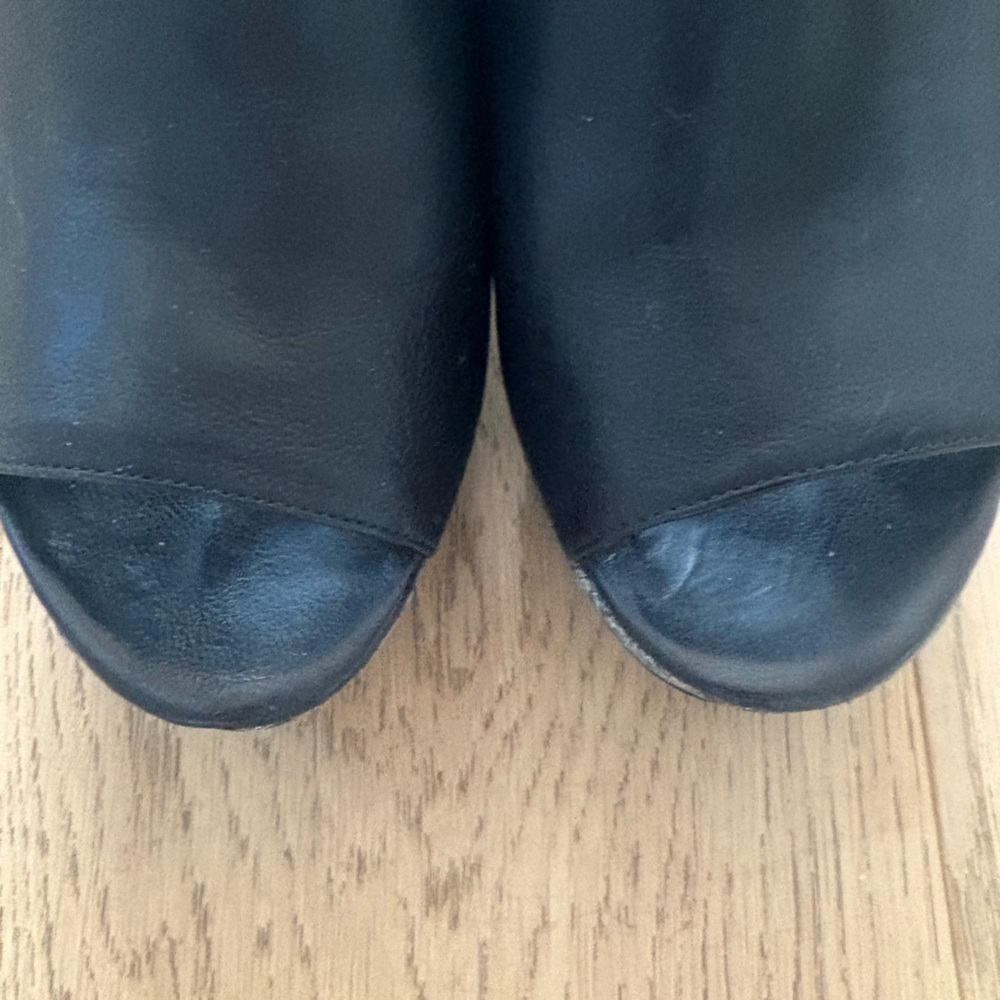 Via Spiga Black Wedges
